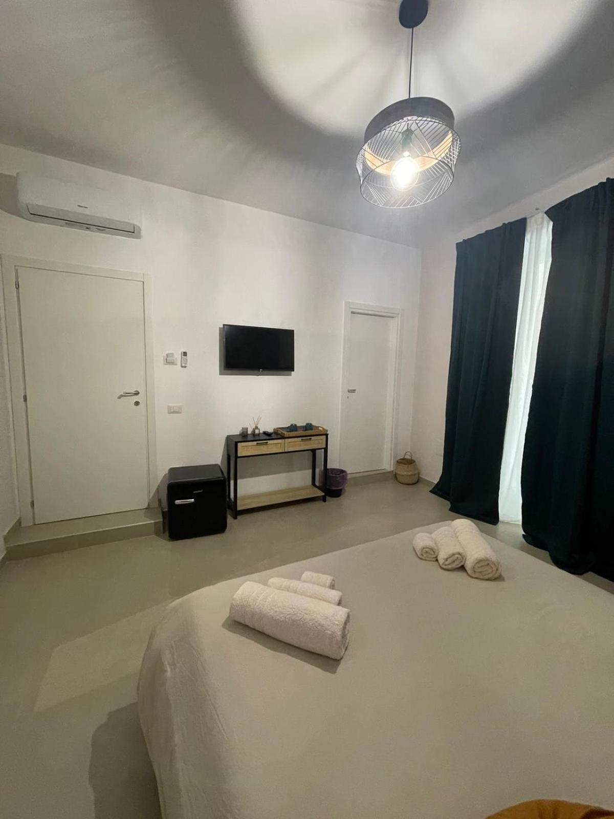 Bed and Breakfast Domus Carmela à Naples Extérieur photo